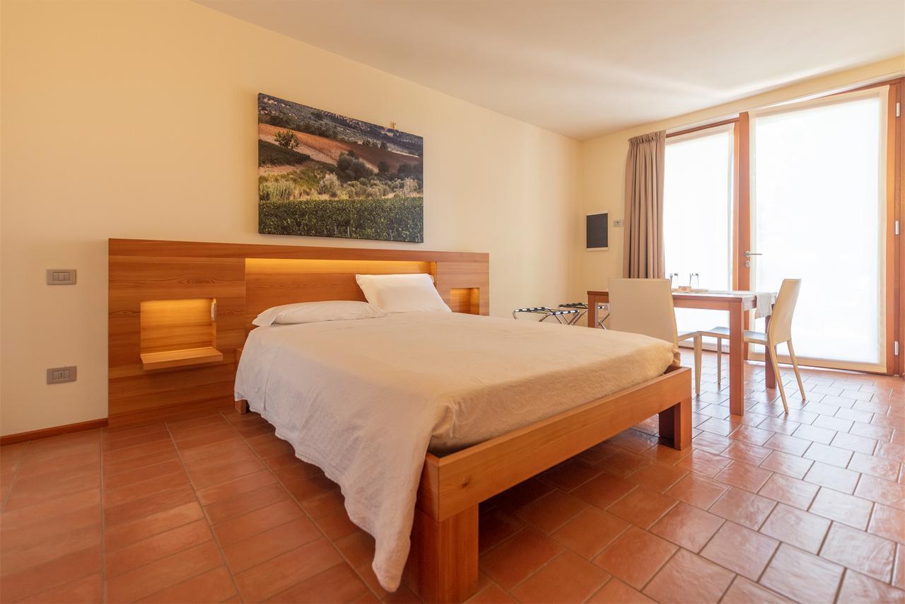 Agriturismo Ca' Giulietta Sommacampagna Buitenkant foto